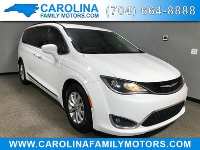 Used 2017 Chrysler Pacifica Touring-L