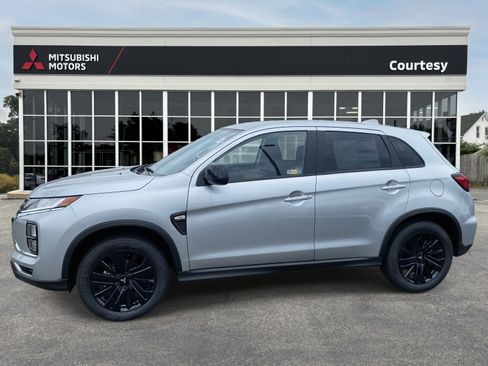 New 2025 Mitsubishi Outlander Sport LE image 2