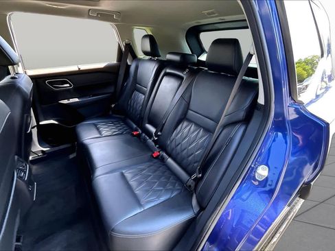 Used 2023 Nissan Rogue Platinum AWD/4WD image 20