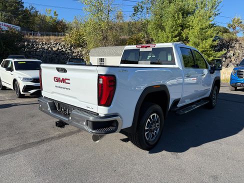 New 2026 GMC Sierra 2500 SLT w/ SLT Premium Package image 5