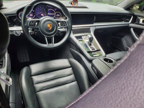 Used 2018 Porsche Panamera 4 AWD/4WD image 42