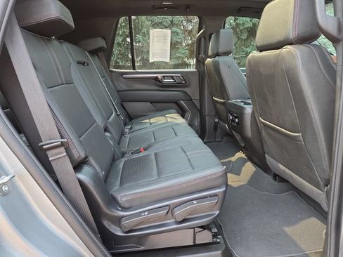 Used 2025 Chevrolet Tahoe RST w/ Sun And Tow Package AWD/4WD image 34