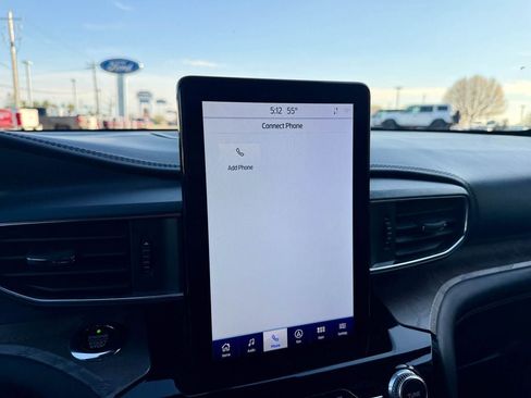 Used 2021 Ford Explorer Platinum w/ Equipment Group 601A AWD/4WD image 36