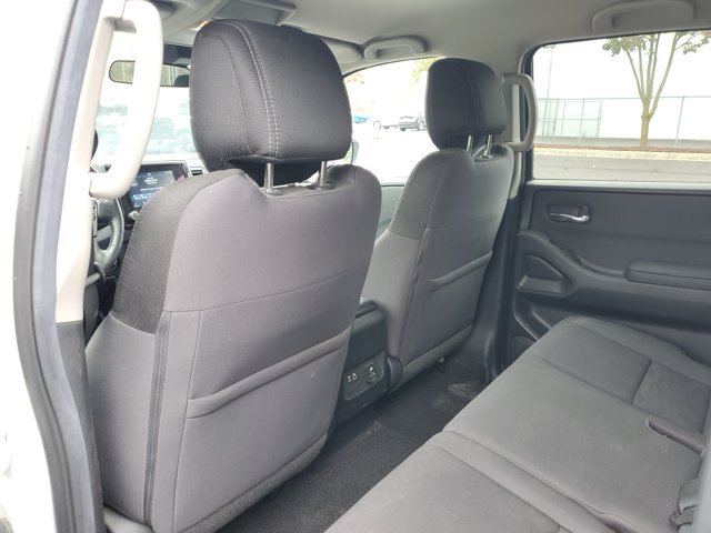 Certified 2022 Nissan Frontier SV AWD/4WD image 29