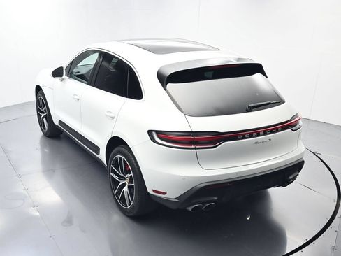 Certified 2023 Porsche Macan S AWD/4WD image 37