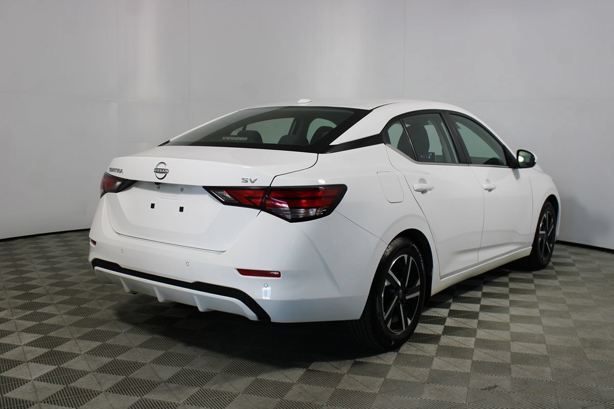 Used 2024 Nissan Sentra SV FWD image 6