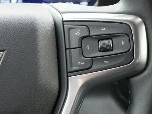 Used 2023 Chevrolet Silverado 1500 RST w/ Z71 Off-Road Package AWD/4WD image 17