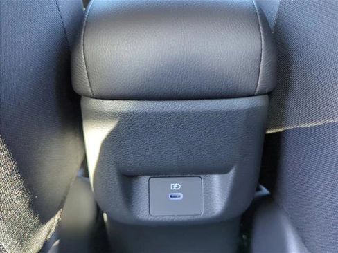 New 2025 Nissan Versa SV image 13