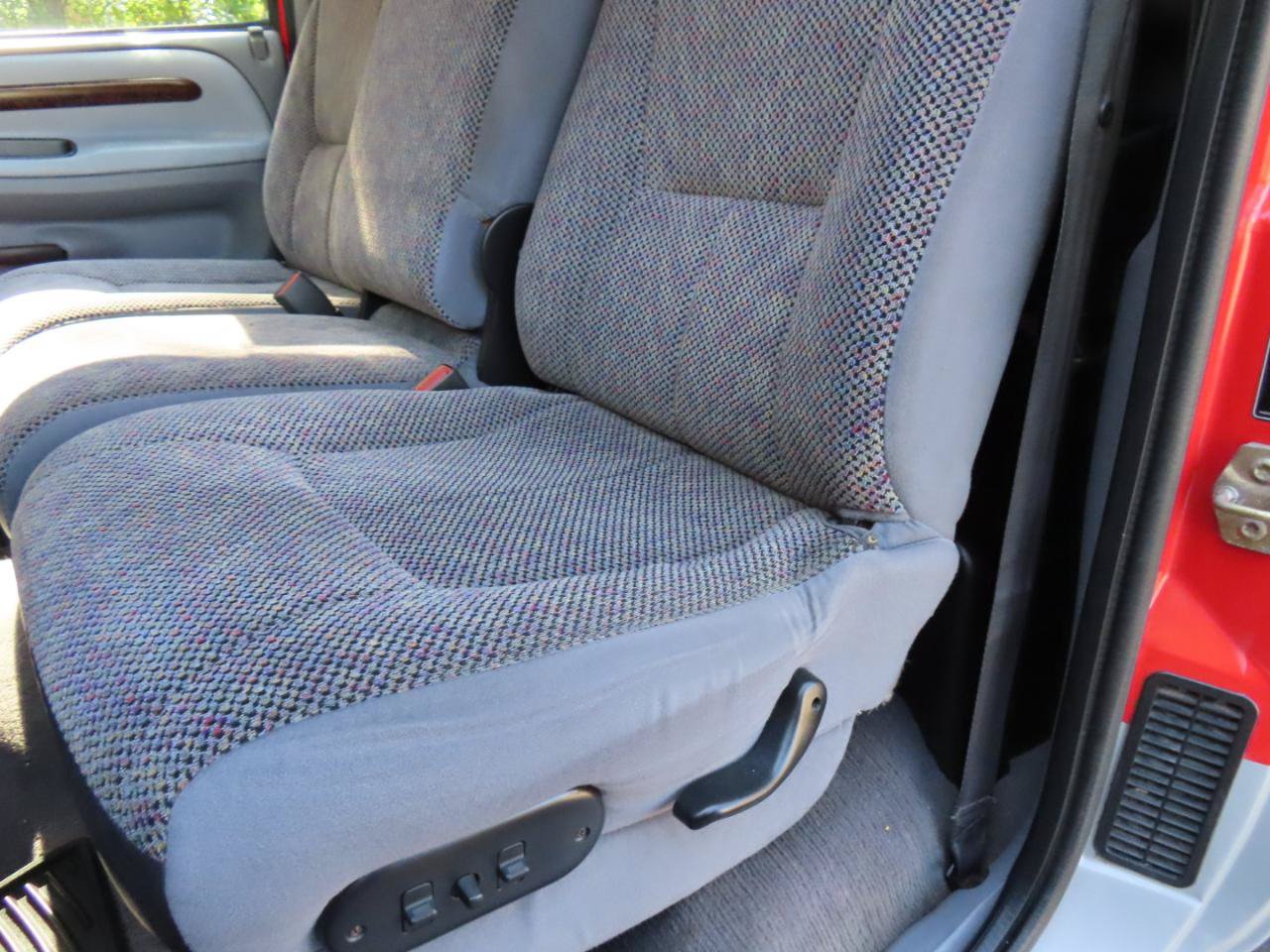 Used 1998 Dodge Ram 1500 Truck 4x4 Regular Cab image 17