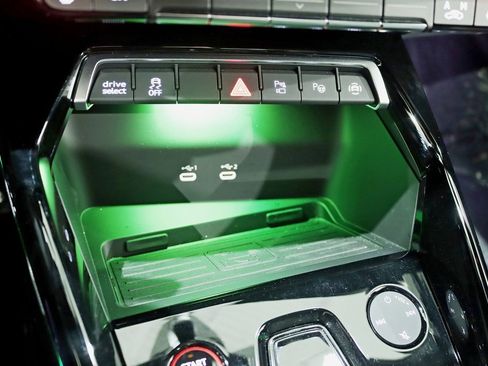 Used 2025 Audi RS 3 image 31