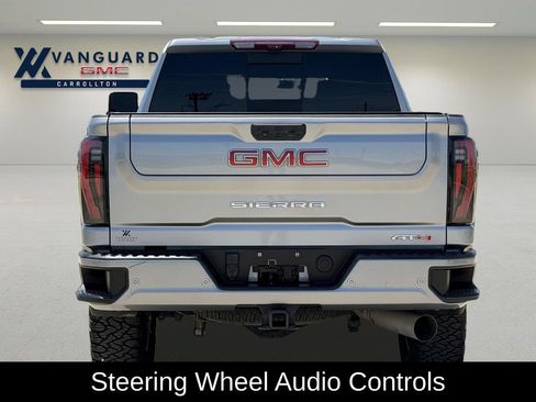 Used 2024 GMC Sierra 2500 AT4 w/ AT4 Premium Plus Package AWD/4WD image 8