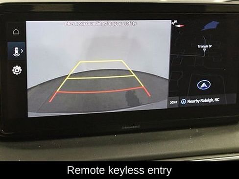 Used 2023 Hyundai Santa Fe SEL image 10