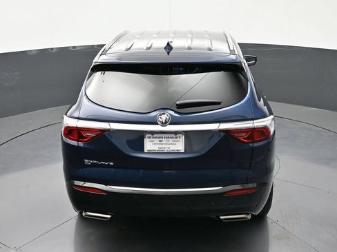 Used 2024 Buick Enclave Essence AWD/4WD image 21