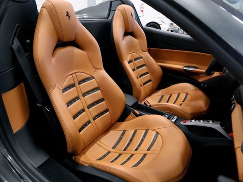 Used 2017 Ferrari 488 Spider RWD image 23