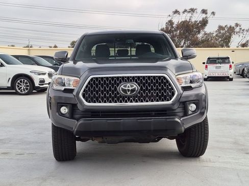 Used 2019 Toyota Tacoma TRD Off-Road w/ Technology Package RWD image 2