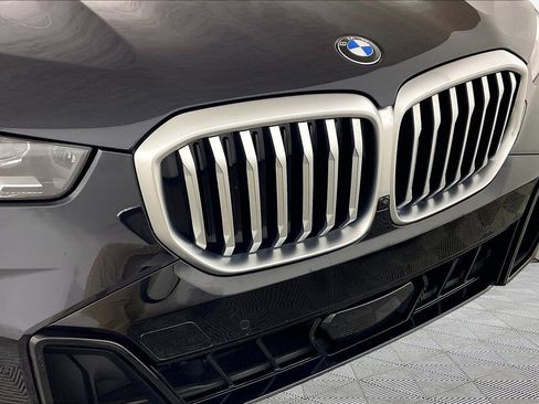 Certified 2024 BMW X5 xDrive40i w/ M Sport Package AWD/4WD image 28