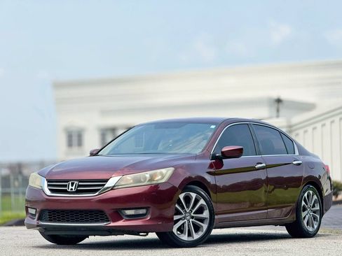 Used 2015 Honda Accord Sport image 1