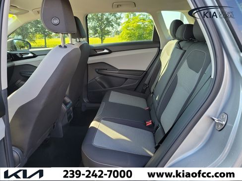 Used 2023 Volkswagen Taos S FWD image 11