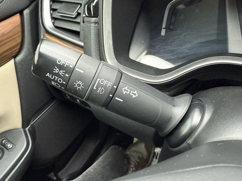 Used 2022 Honda CR-V Touring image 24