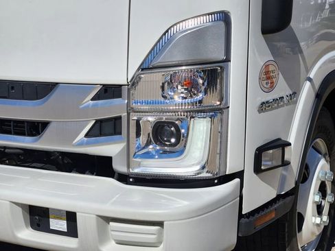 New 2024 Chevrolet Low Cab Forward 4500XD RWD image 14