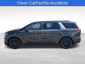 Used 2025 Kia Carnival FWD video 2