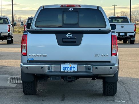 Used 2015 Nissan Frontier SV w/ SV Value Truck Package image 4