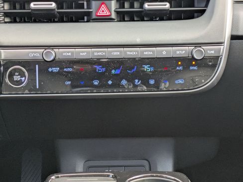 New 2026 Hyundai Ioniq 5 SEL image 23