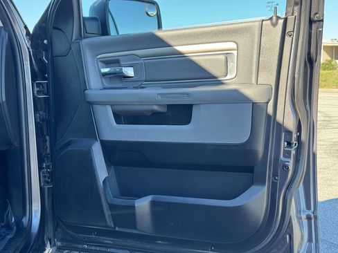 Used 2016 RAM 1500 Big Horn image 23