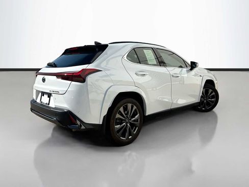 Used 2023 Lexus UX 250h F Sport AWD/4WD image 3