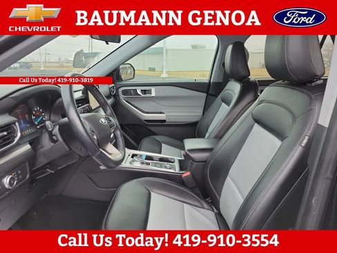 Used 2022 Ford Explorer XLT w/ Equipment Group 202A AWD/4WD image 19