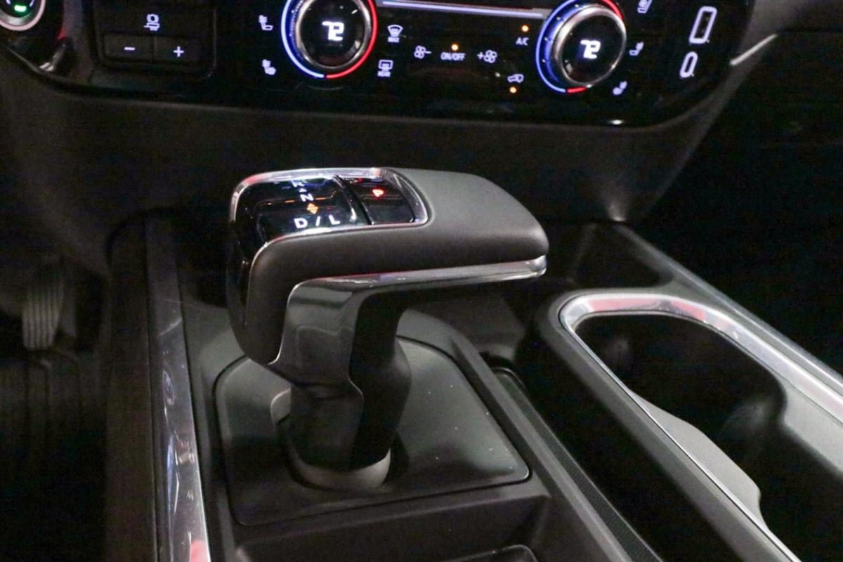 Used 2023 GMC Sierra 1500 SLT AWD/4WD image 24