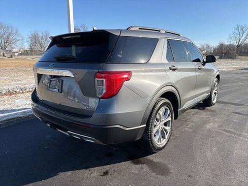 Certified 2023 Ford Explorer XLT w/ Equipment Group 202A image 5