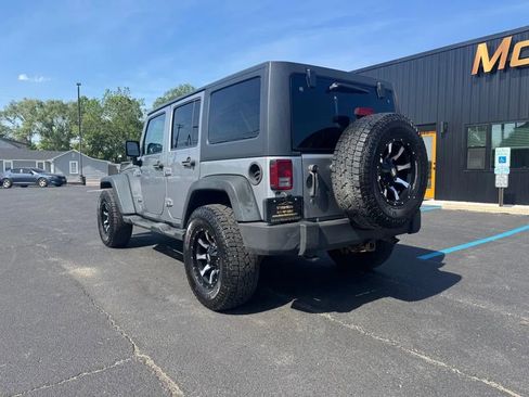Used 2014 Jeep Wrangler Unlimited Sport w/ Quick Order Package 24S AWD/4WD image 2
