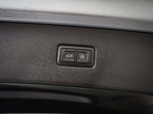 Used 2024 Audi Q7 3.0T Premium Plus image 18