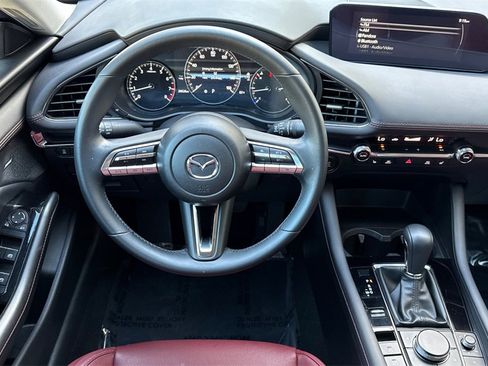Used 2023 MAZDA MAZDA3 s image 16