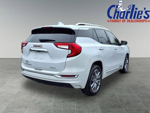 Used 2022 GMC Terrain Denali image 4