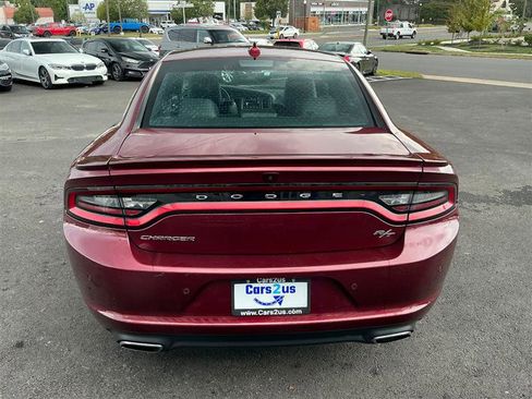 Used 2017 Dodge Charger R/T w/ Plus Group image 5