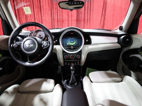 Used 2018 MINI Cooper S FWD image 15