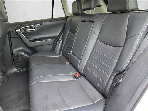 Used 2020 Toyota RAV4 Limited AWD/4WD image 20