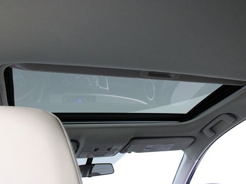 Used 2015 Toyota RAV4 XLE image 19