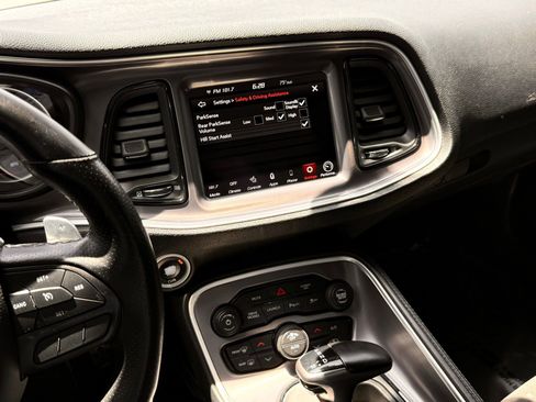Used 2020 Dodge Challenger R/T Scat Pack RWD image 59