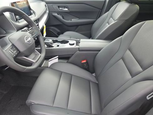 New 2026 Nissan Rogue SV w/ SV Premium Package image 27