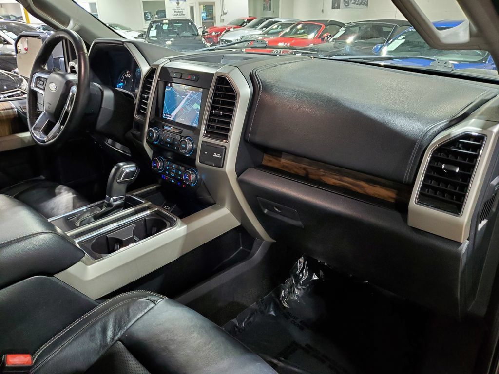 Used 2019 Ford F150 Lariat RWD image 15