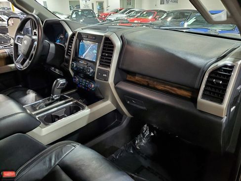 Used 2019 Ford F150 Lariat RWD image 15