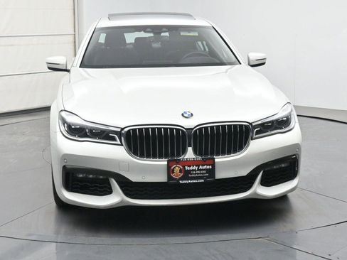 Used 2019 BMW 750i xDrive w/ M Sport Package AWD/4WD image 28