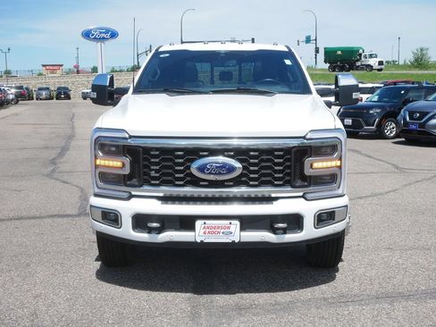 Used 2023 Ford F350 Platinum AWD/4WD image 2