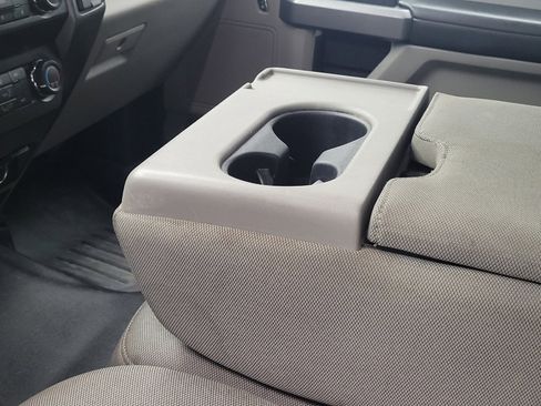 Used 2019 Ford F150 XLT AWD/4WD image 26