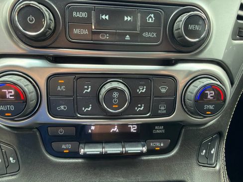 Used 2017 Chevrolet Suburban LT AWD/4WD image 25