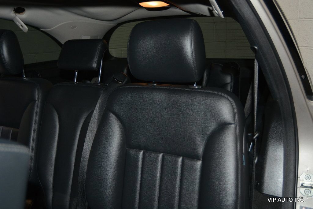 Used 2009 Mercedes-Benz R 320 BlueTEC 4MATIC image 22