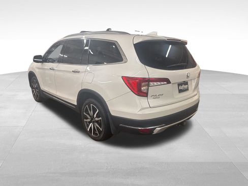Used 2022 Honda Pilot Touring image 6